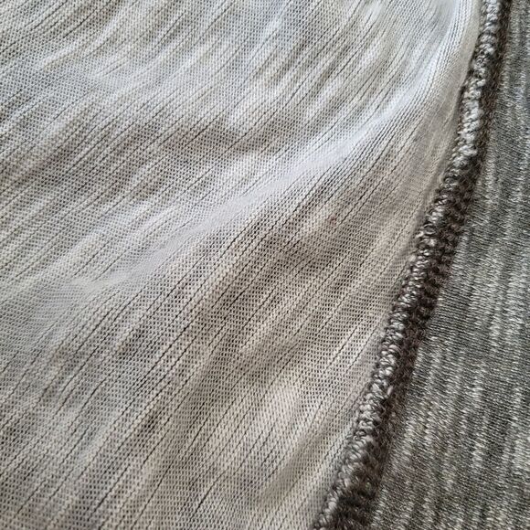 Vince heathered olive green pullover top - Picture 10 of 11